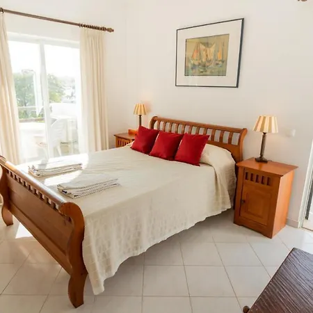 Amazing 2-bedroom With Big Terrace! Αλμπουφέιρα