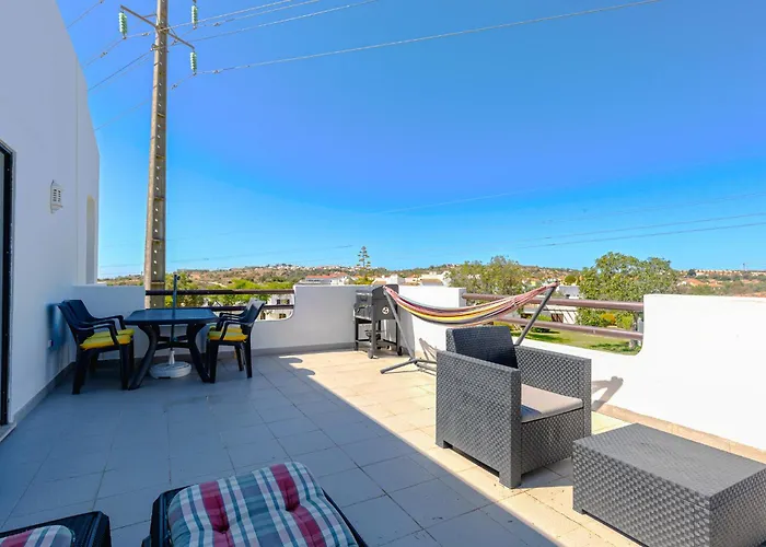 Amazing 2-bedroom With Big Terrace! Appartamento *