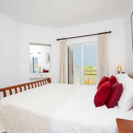 Amazing 2-bedroom With Big Terrace! *