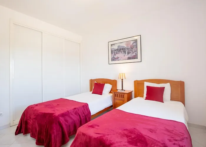 Amazing 2-bedroom With Big Terrace! 아파트 *